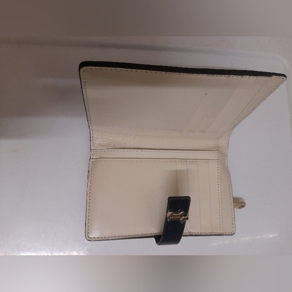 Radley Leather Forest Green Wallet - Picture 6 of 15